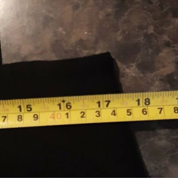 Amanda Wakeley Mid-Rise Pleated
Aline Skirt - Picture 7 of 10